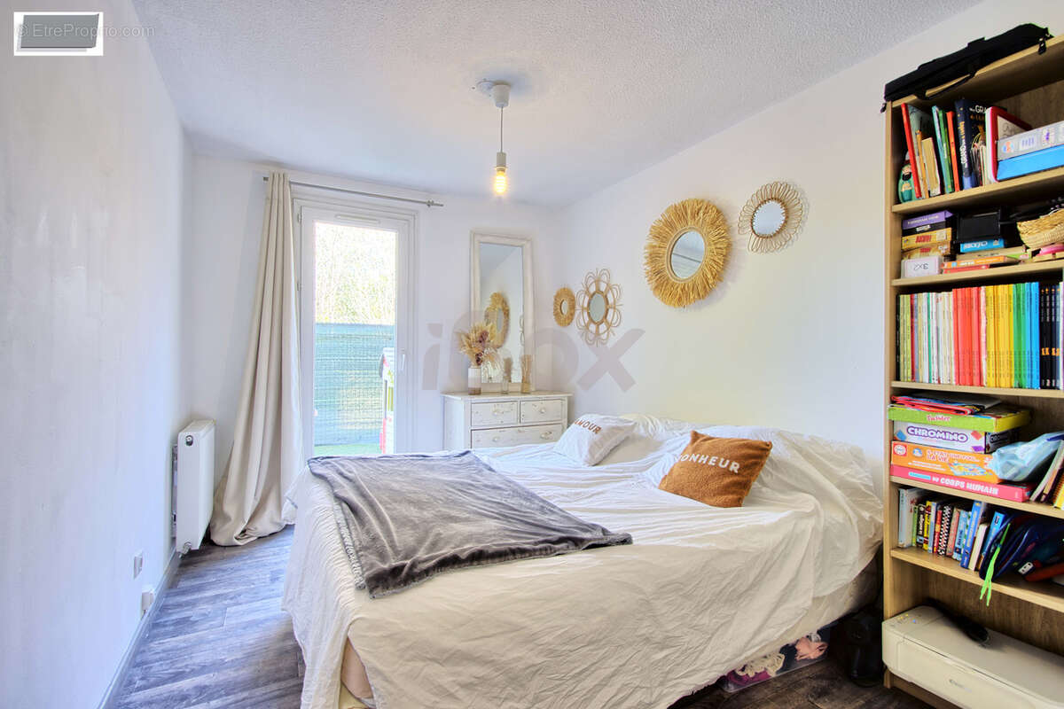 Appartement à LA VALETTE-DU-VAR