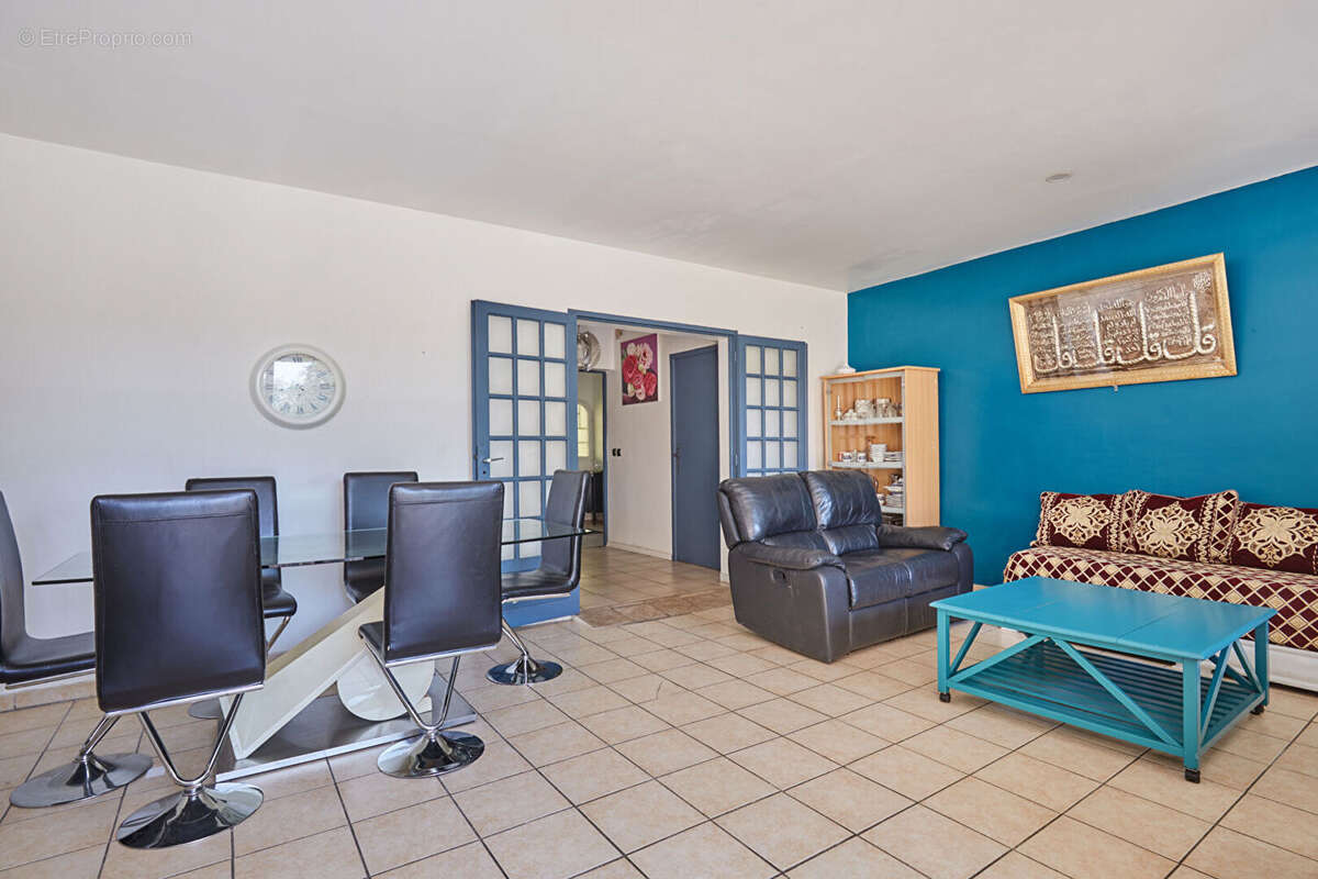 Maison à ORGON