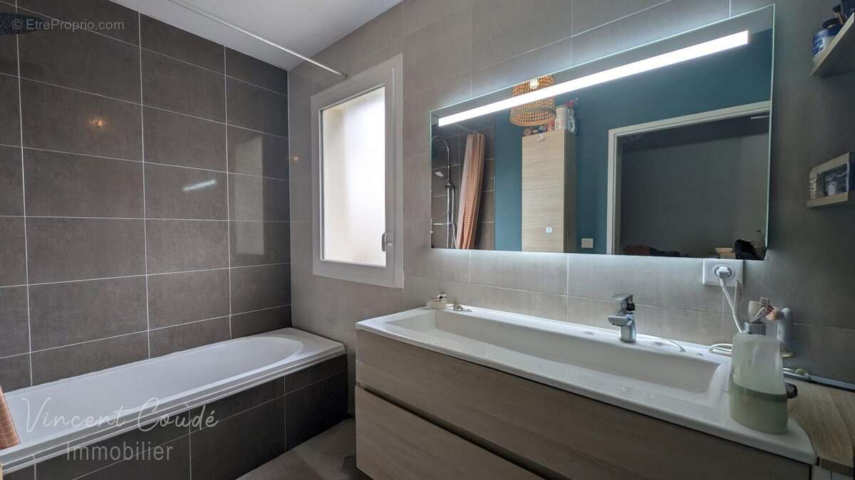 Maison à VENDARGUES