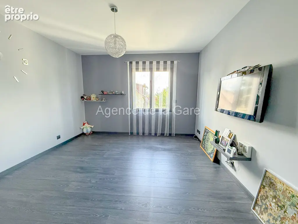 Carrières-sur-seine - belle maison familiale de 168 m² - 7 pièces - double garage - photo 14