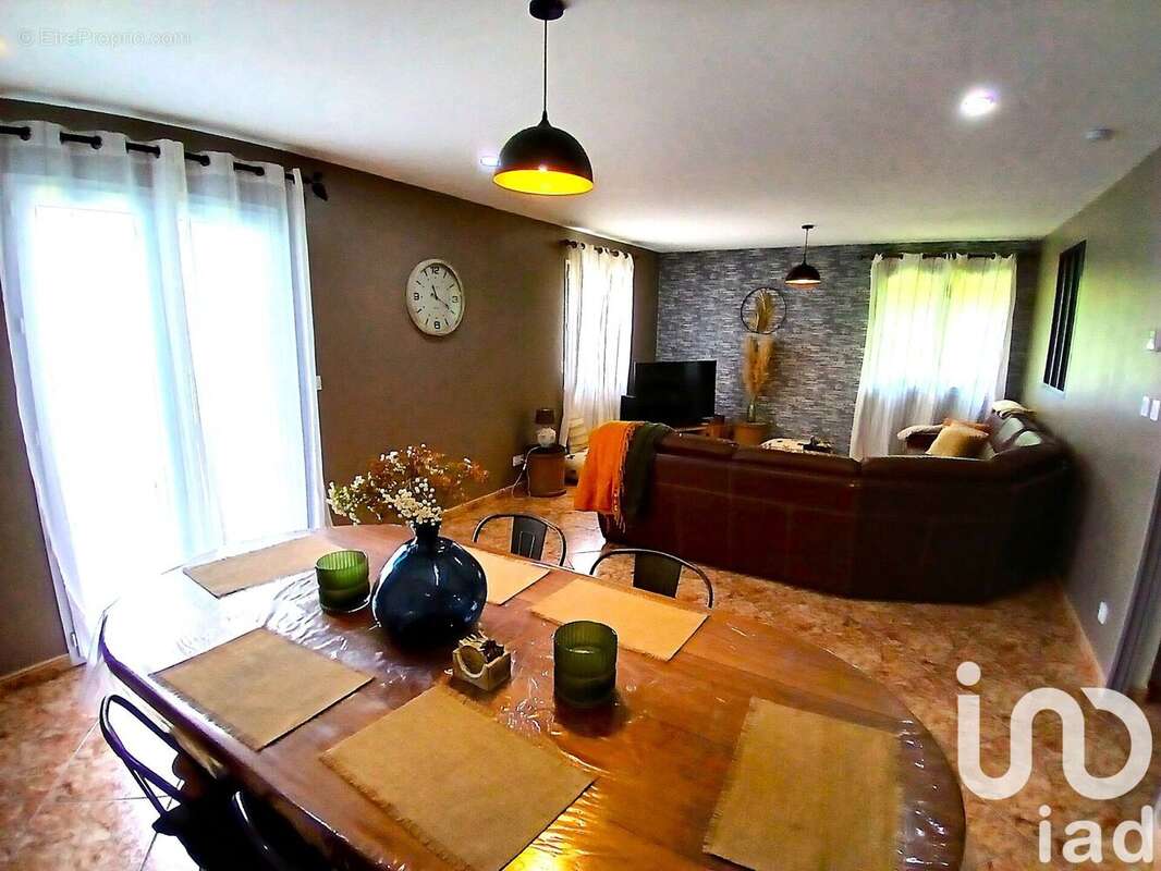 Photo 3 - Maison à LA VILLE-DIEU-DU-TEMPLE