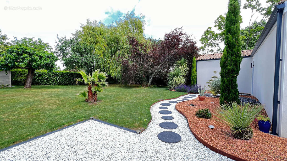 Maison à MEDIS