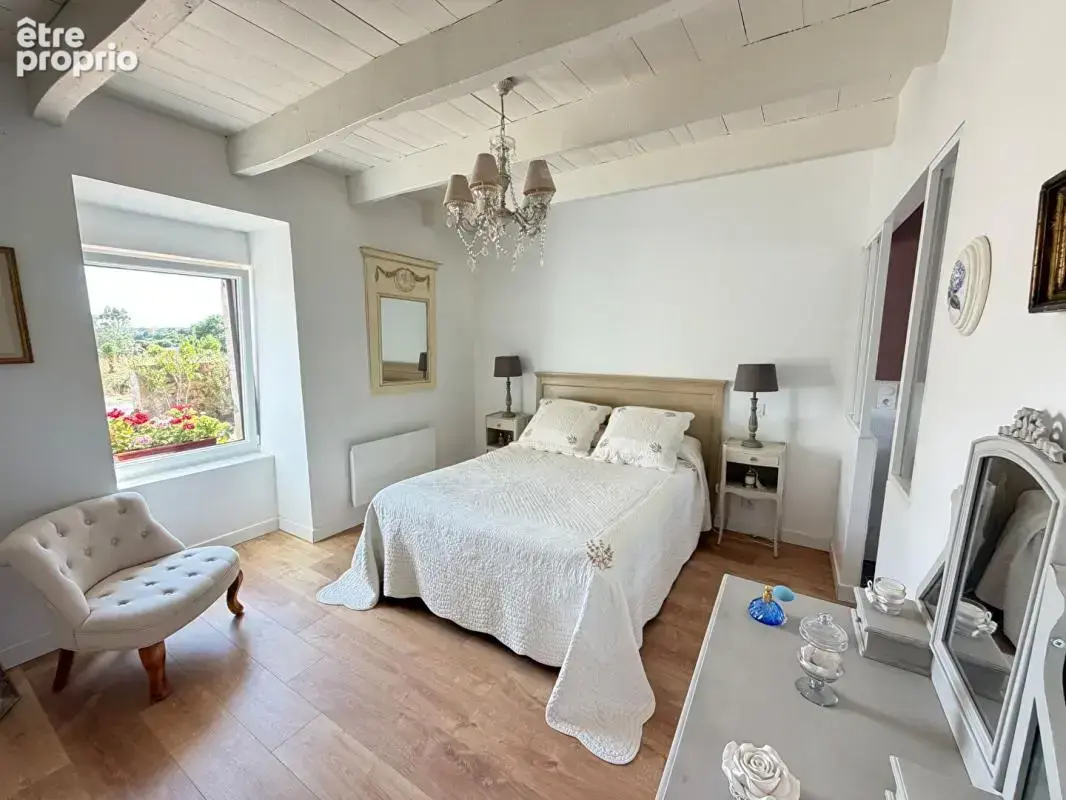 CASTILLE - Belle maison en pierre rénovée - Cadre champêtre - LOCOAL MENDON - photo 5