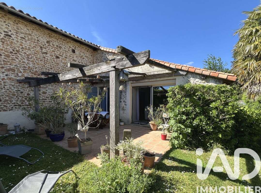 Photo 8 - Maison à CEAUX-EN-COUHE