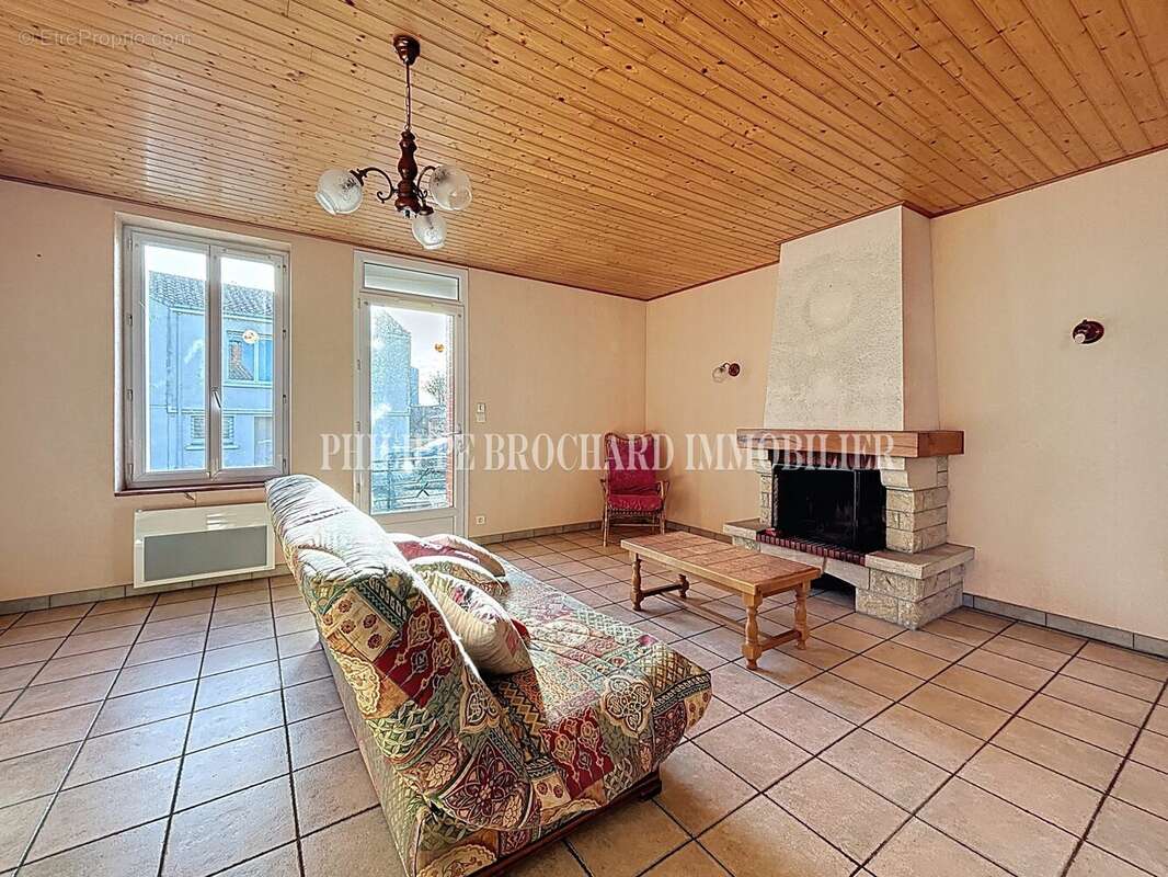 Maison à LE POIRE-SUR-VIE