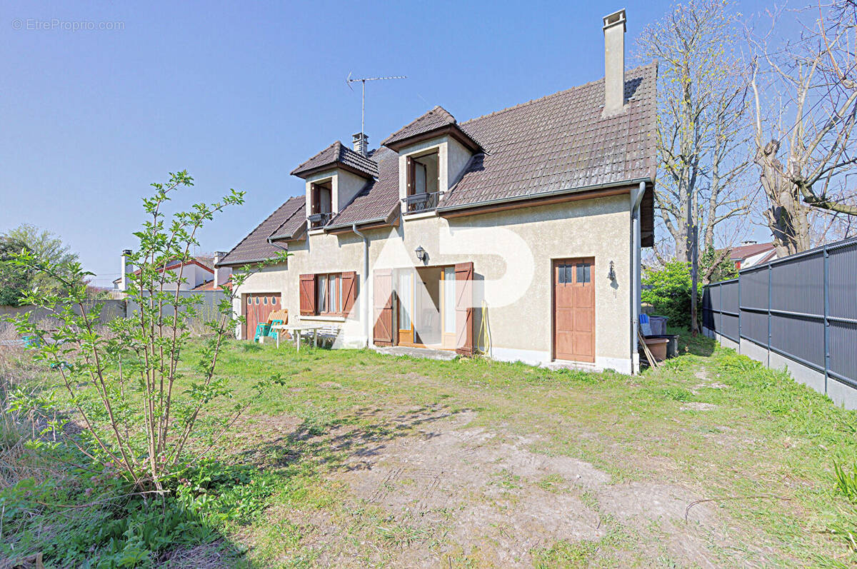 Maison à RUEIL-MALMAISON