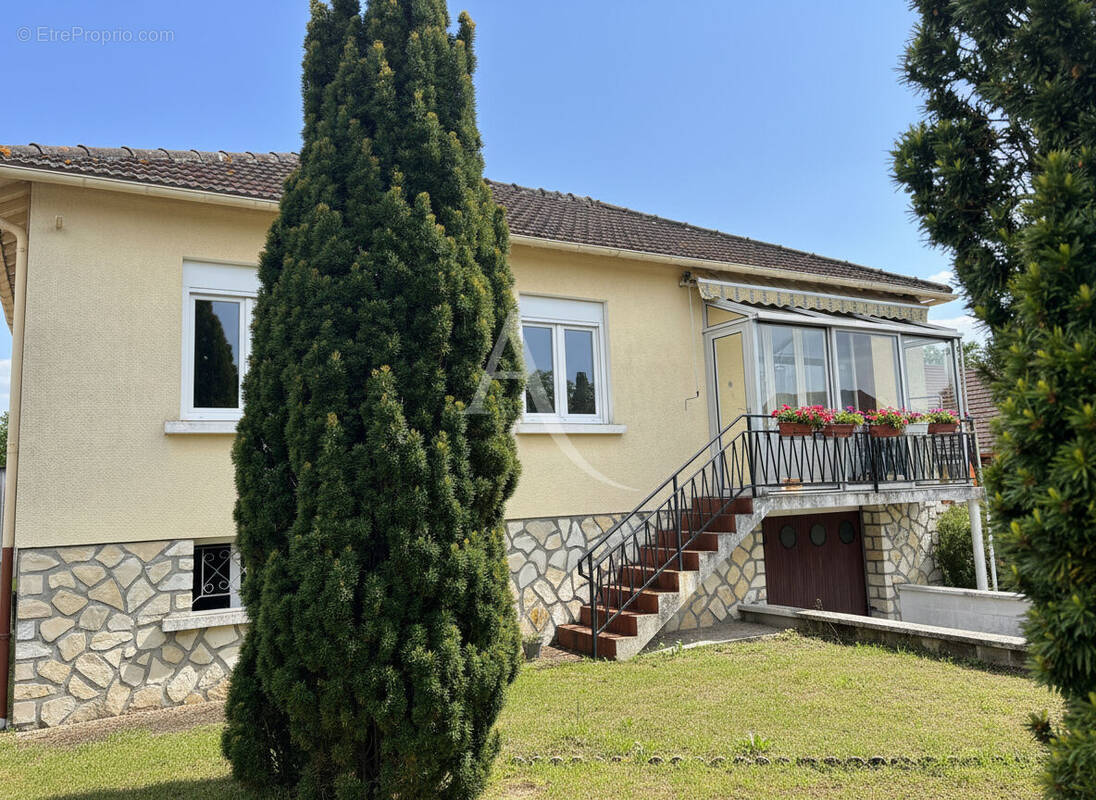 Maison à NOUAN-LE-FUZELIER