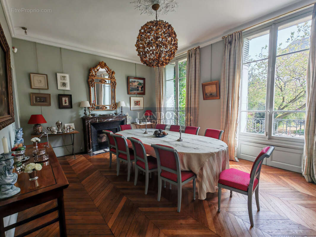 Maison à VERSAILLES