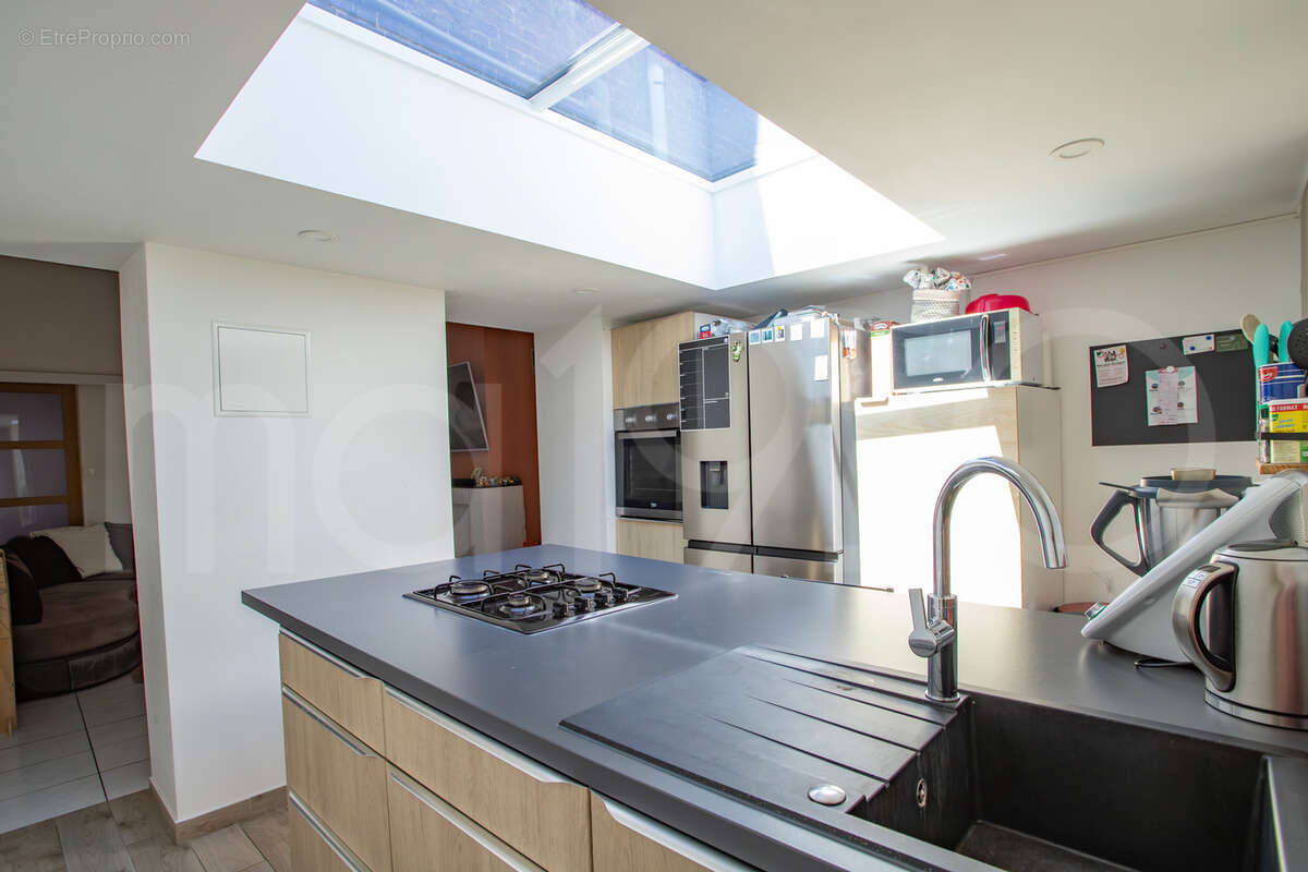 De beaux volumes: 3 chambres, dressing et aucun travaux - photo 4