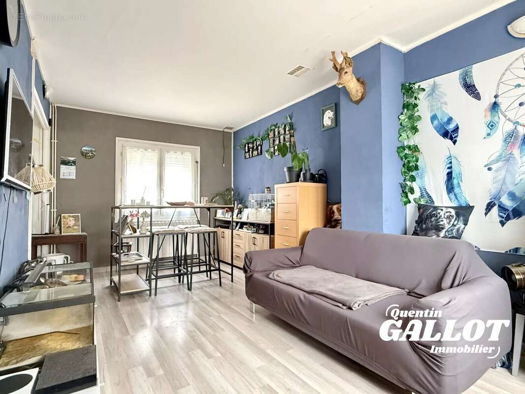 NOUVEAUTÉ - Maison "Caroline" avec jardin et fort potentiel - photo 2