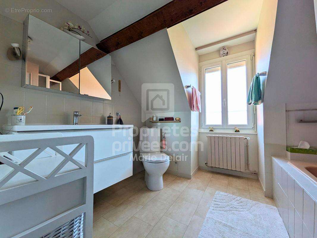 Maison à POUILLY-SUR-LOIRE