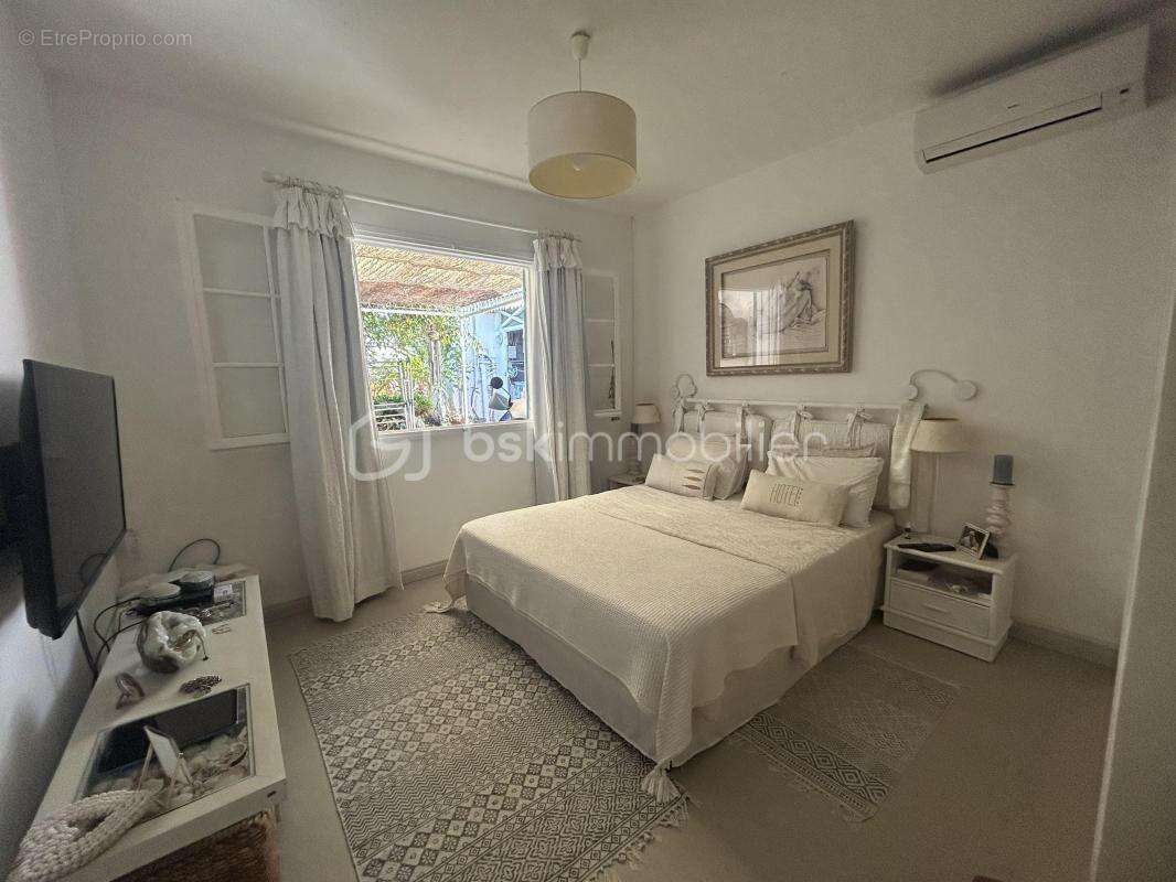 Villa à Saint Gilles les Bains (Boucan Canot) - photo 11