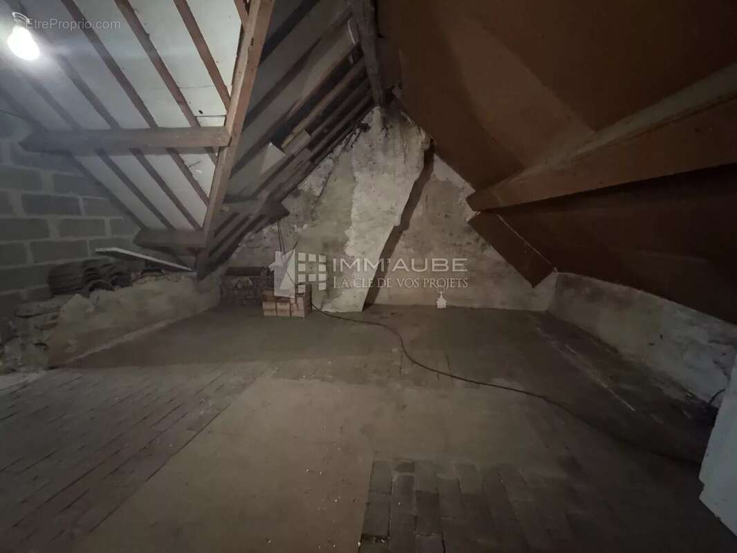 Maison à NOGENT-SUR-SEINE