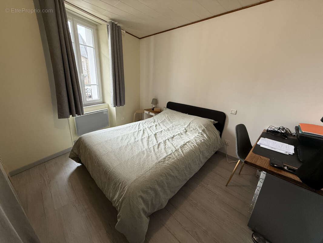 Maison à MEYMAC