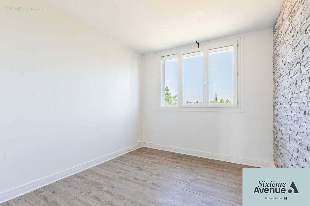 Appartement Chilly Mazarin 4 pièce(s) 82 m2 - photo 5