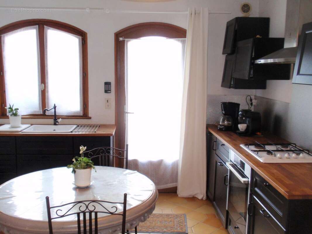 Maison 139 m² à Courcelles-Les-Lens  - photo 7