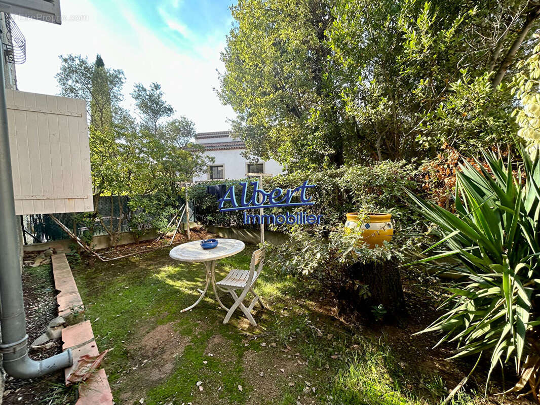 Appartement  2 pièce(s) 45 m2- SANARY-SUR-MER - photo 8