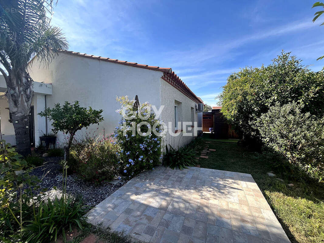 Maison à VILLENEUVE-DE-LA-RAHO