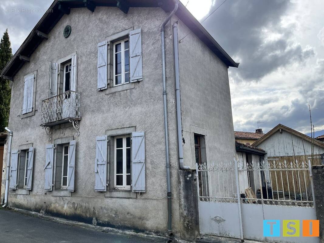Maison à BARBAZAN