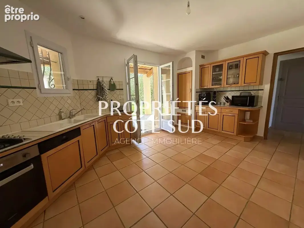 Villa T5 137 m2 avec piscine garage double et vue - photo 5