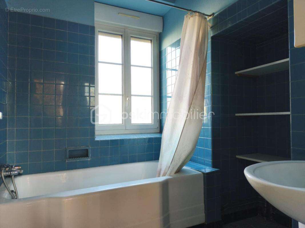 Immeuble de 228 m2 à vendre - Couptrain - photo 6