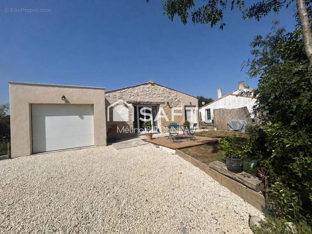 Photo 1 - Maison à LE BERNARD