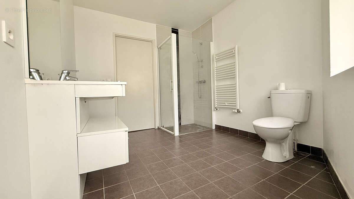 BEGLES - T3 avec grande terrasse - photo 15