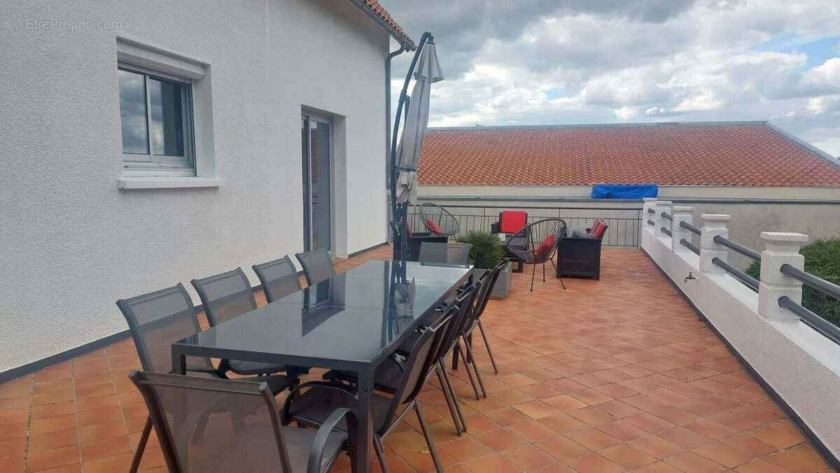Maison à MAULEON