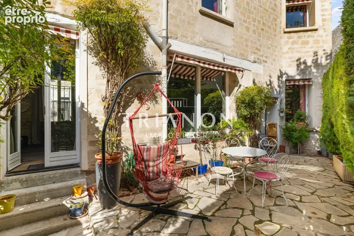 Coup de cœur — Maison de ville non mitoyenne avec cour pavée sans vis-à-vis ! - photo 17