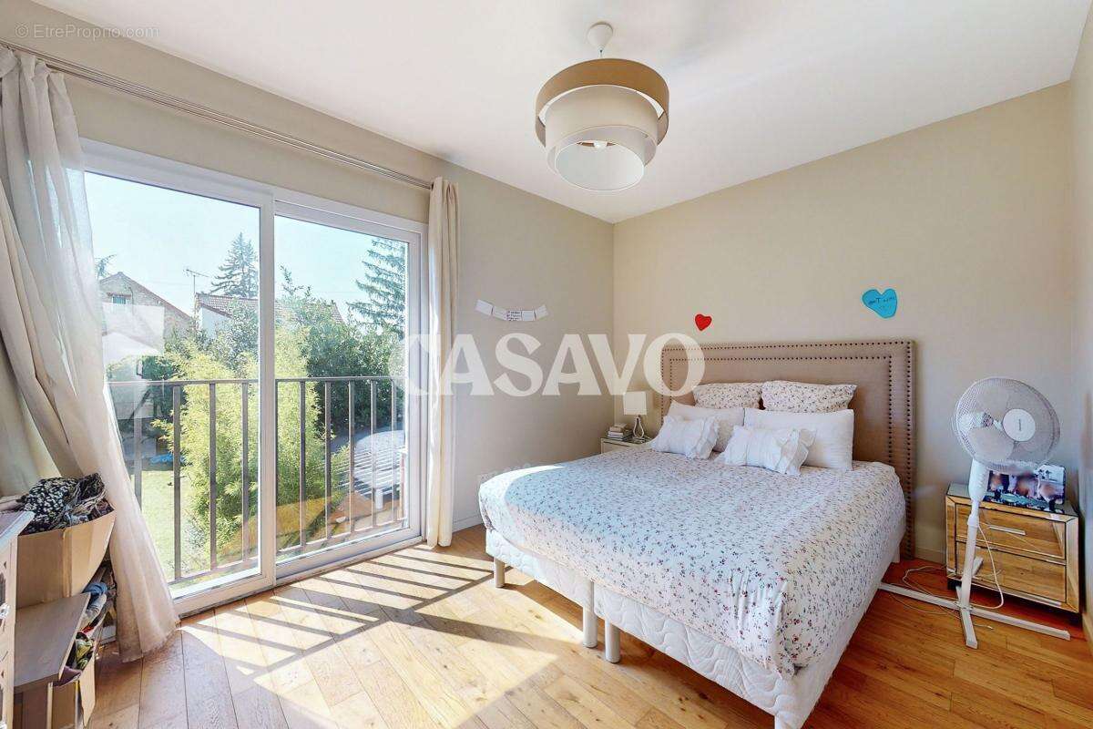 Maison à ENGHIEN-LES-BAINS