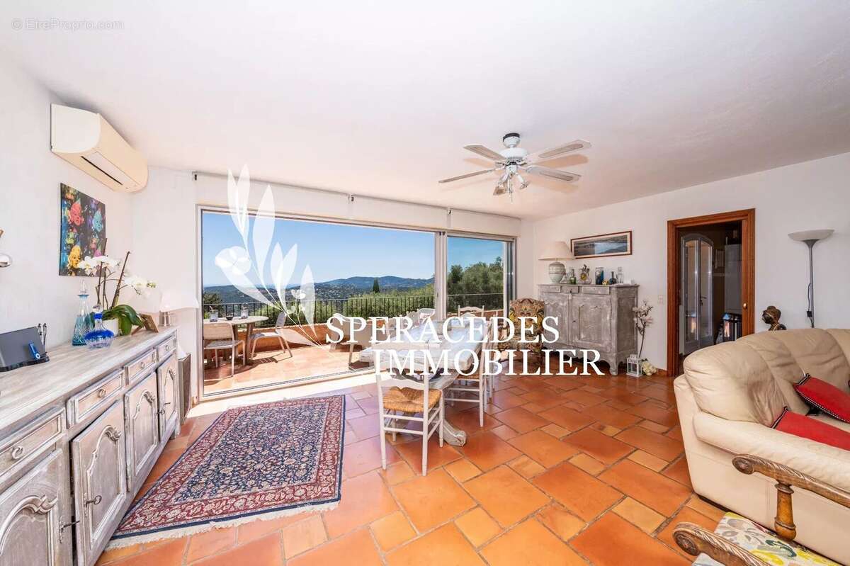 Maison à SPERACEDES