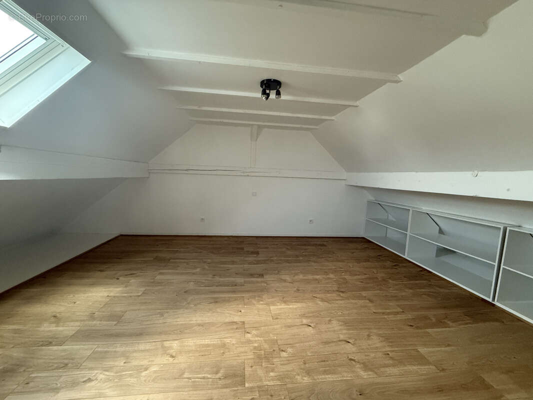 Maison familiale récente à Bollwiller   5 chambres  135 m2 avec un terrain de 6,21 ares - photo 10
