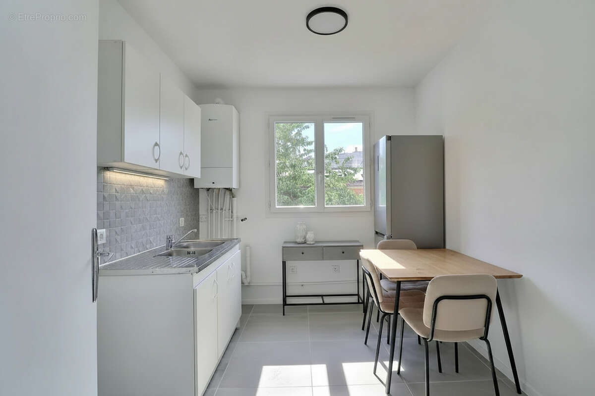 Appartement à L'ILE-SAINT-DENIS