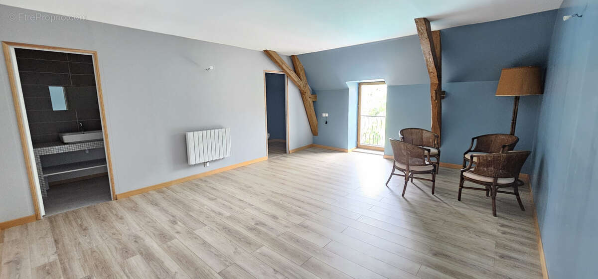Maison à SAINTE-MAURE-DE-TOURAINE