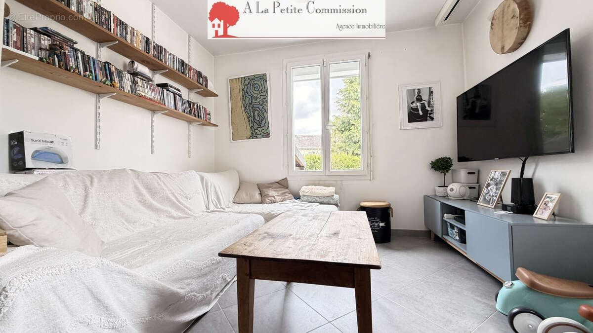 Maison à CHAMPHOL