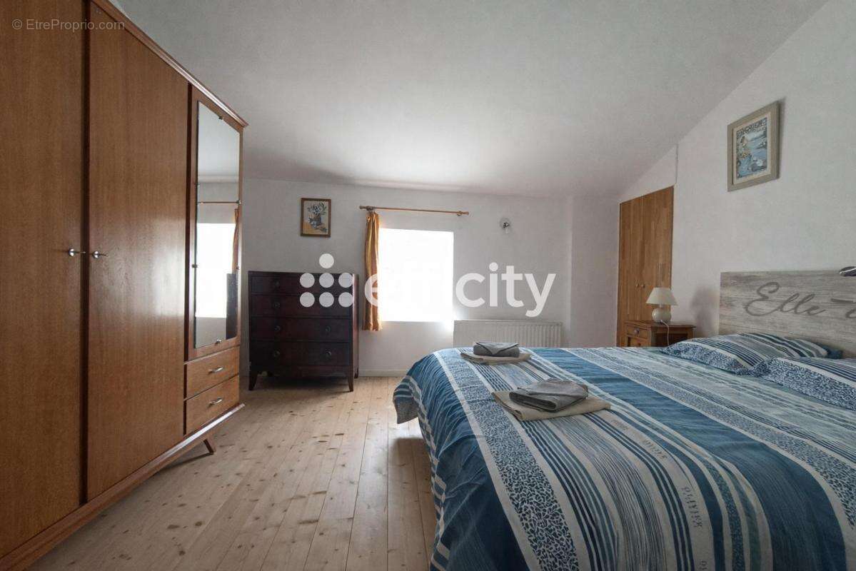 Maison 236 m² à Chaunay  - photo 25