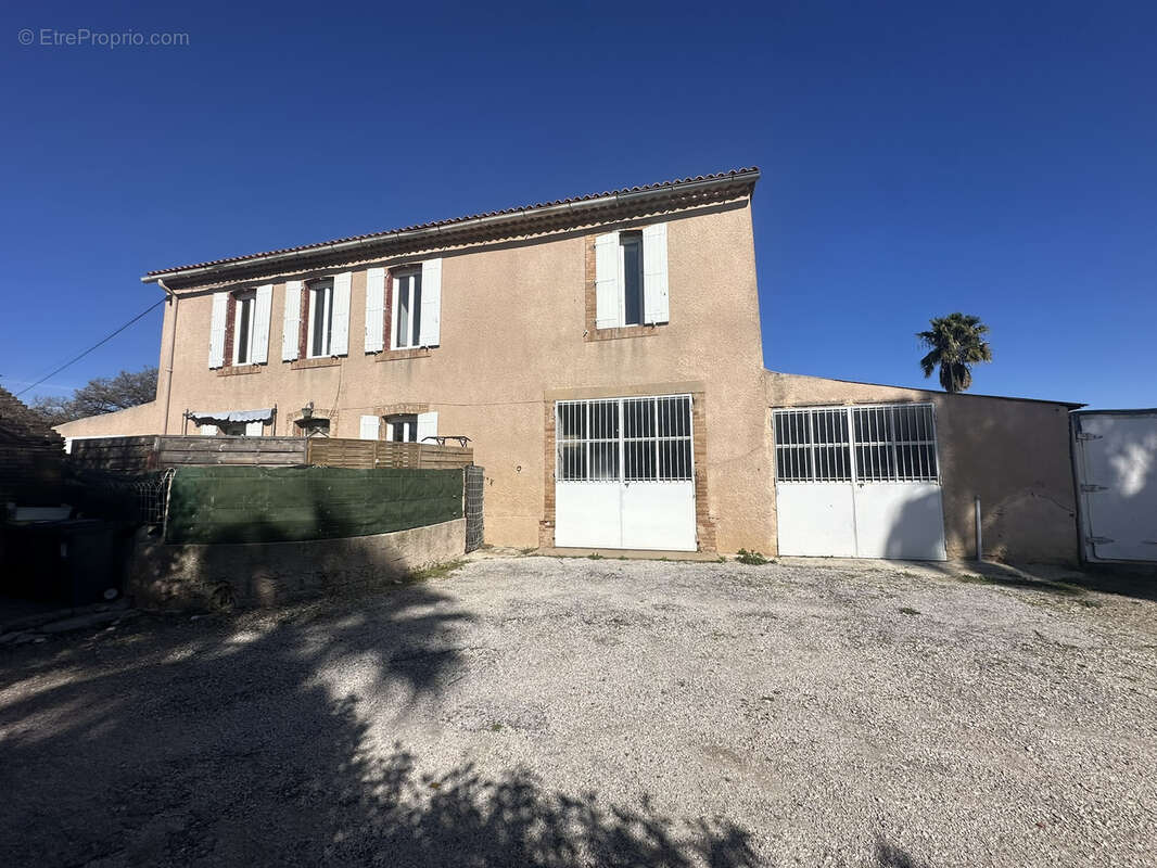 Appartement à HYERES