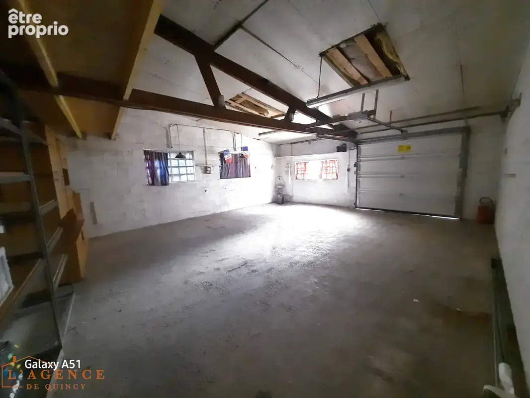 Maison de ville avec dependance et garage - photo 8