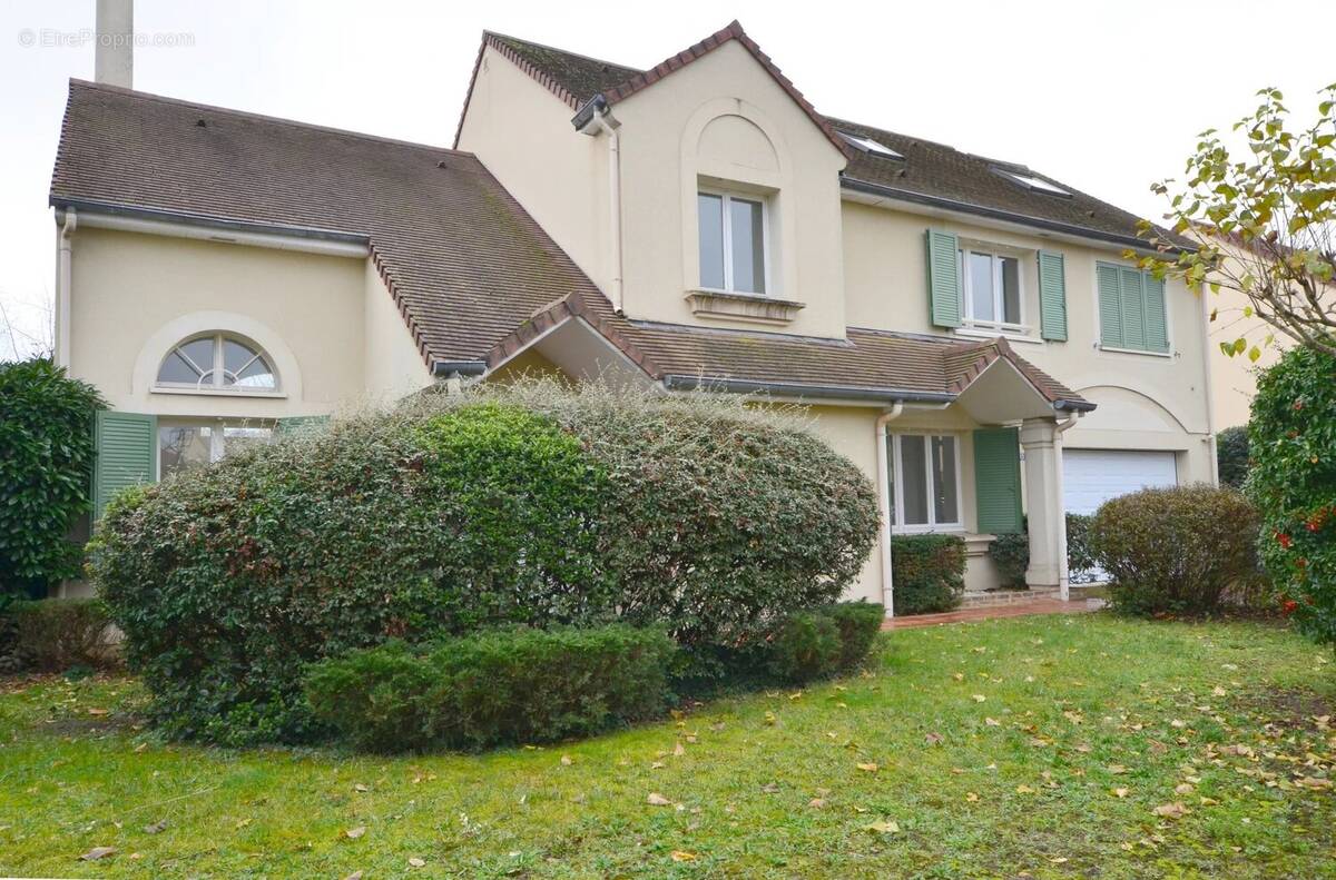 Maison à CROISSY-SUR-SEINE