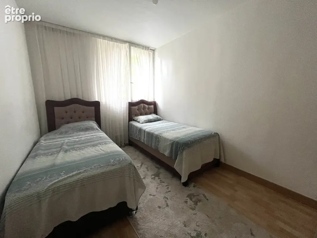 Appartement 5 pièces au pied du tram - photo 8