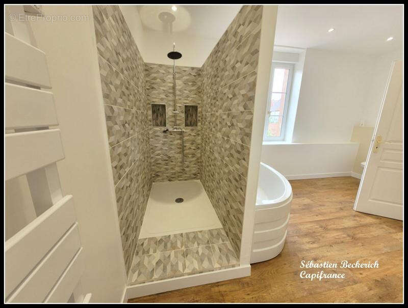 Maison à SARREINSMING