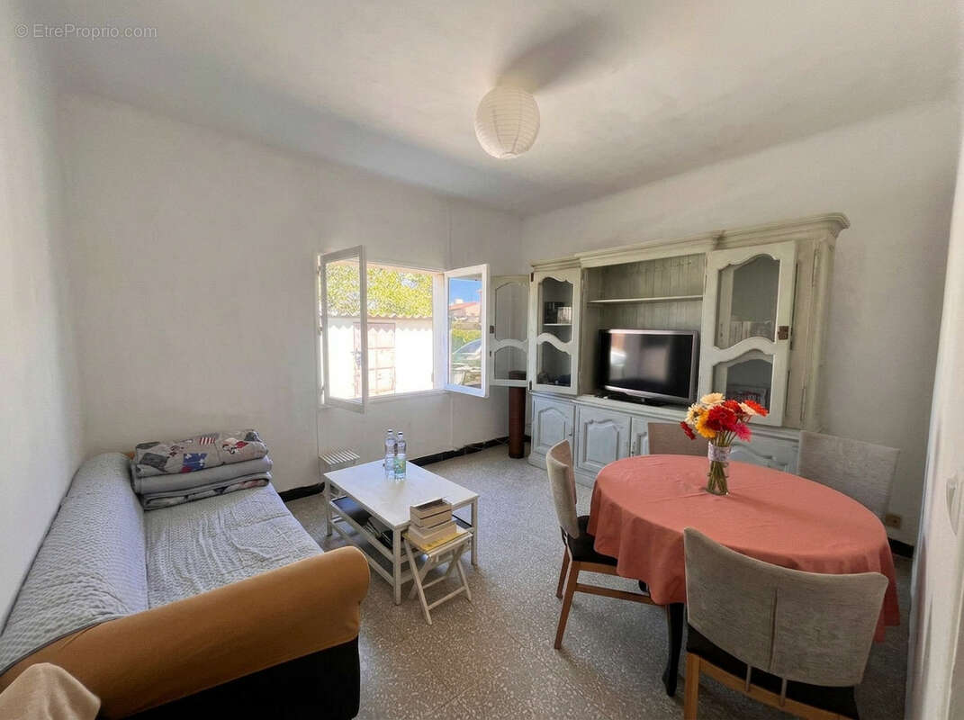 Appartement à HYERES