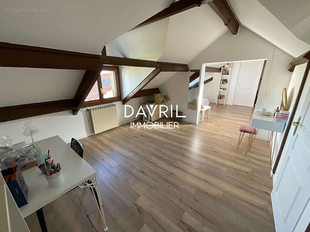 Maison à CONFLANS-SAINTE-HONORINE