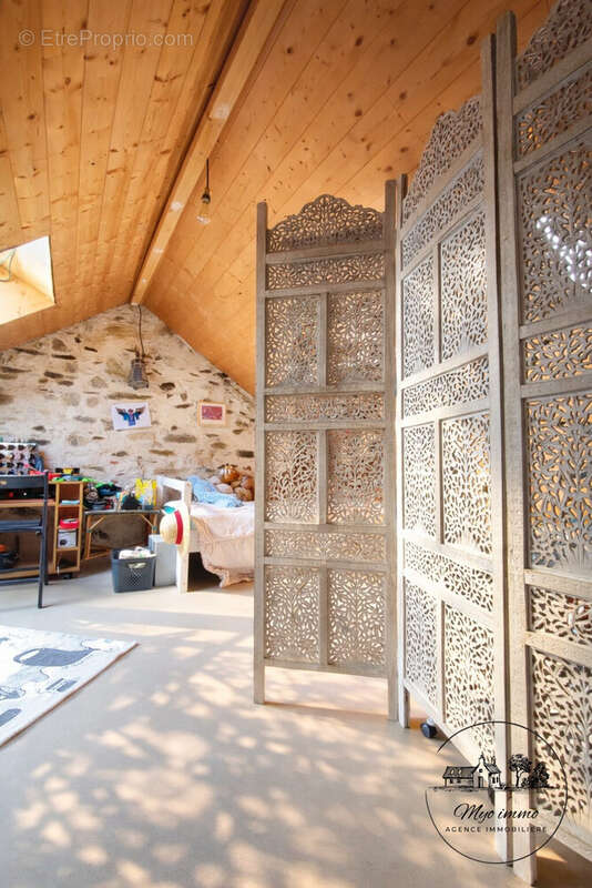 Maison à BOUGUENAIS