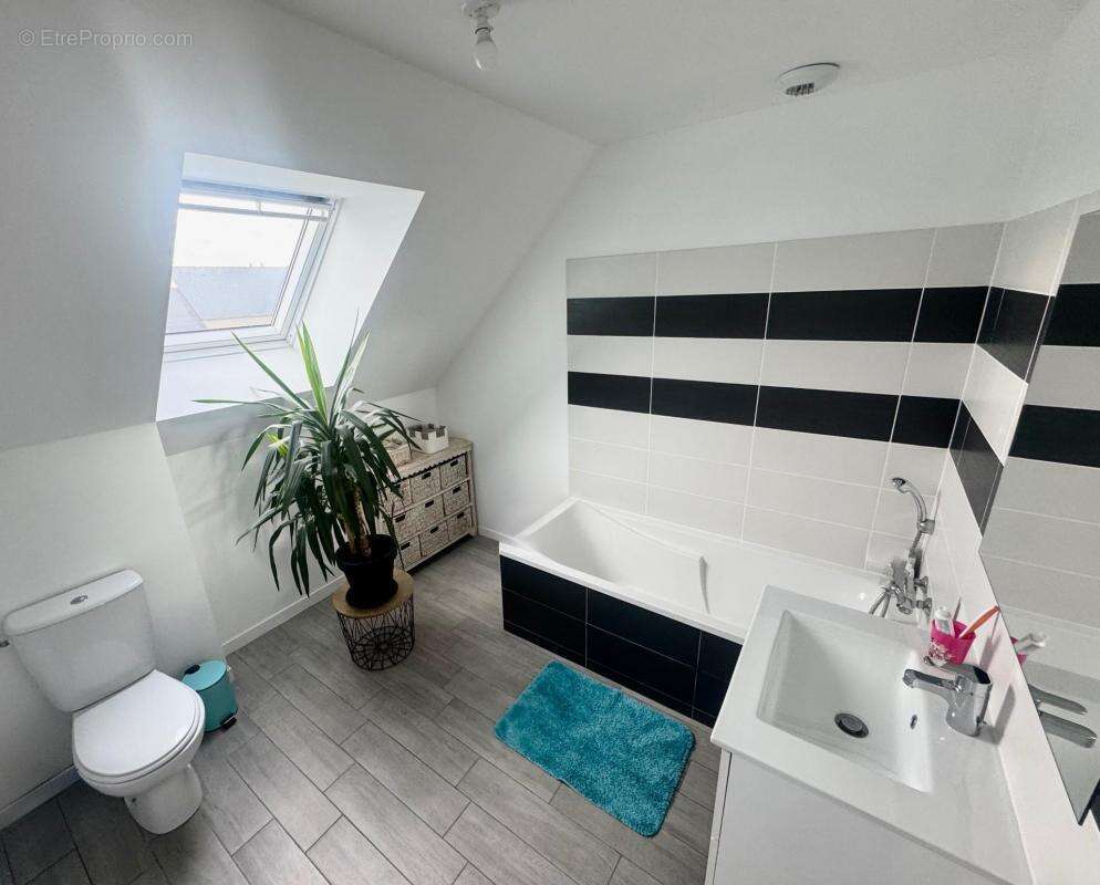 Maison à DOL-DE-BRETAGNE