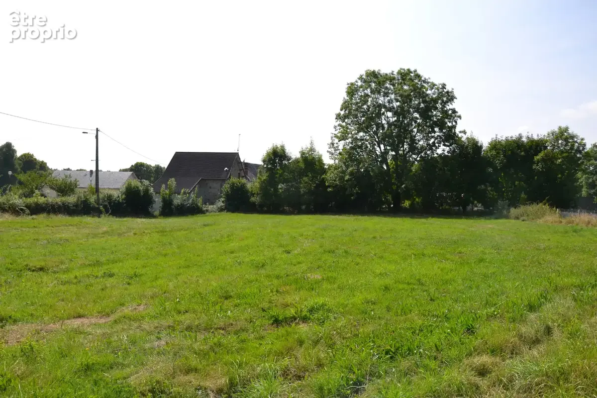 Beau terrain plat constructible de 1.956 m2 proche Sancy - photo 3