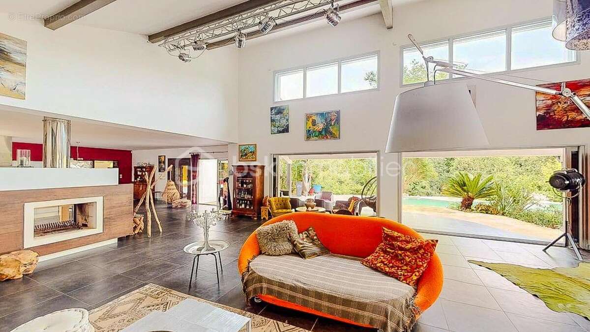 Maison à SAINT-MARTIN-DE-SEIGNANX