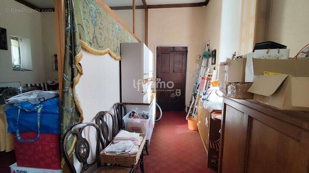 Appartement à PEYRUIS