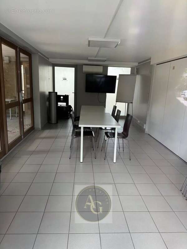 Commerce à CASTELNAUDARY