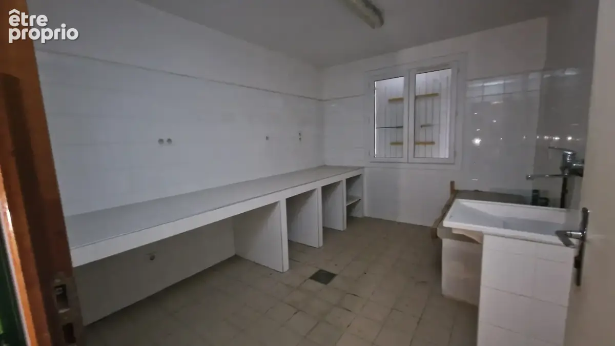 Ensemble immobilier à fort potentiel   493 m2   terrain de 9 150 m2   bourdeaux - photo 17